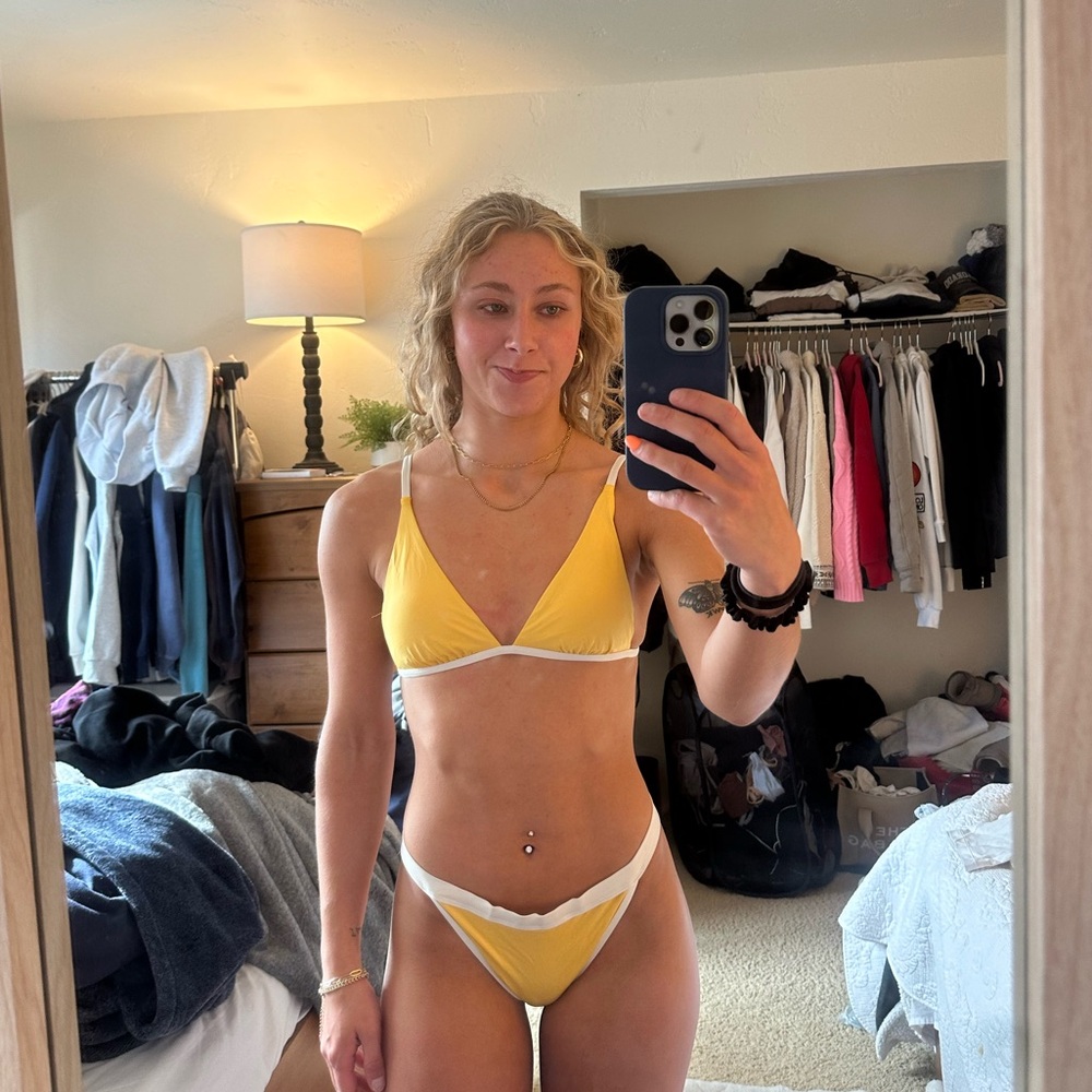 swimsuit set from dippin’ daisy’s, new with tags! size S